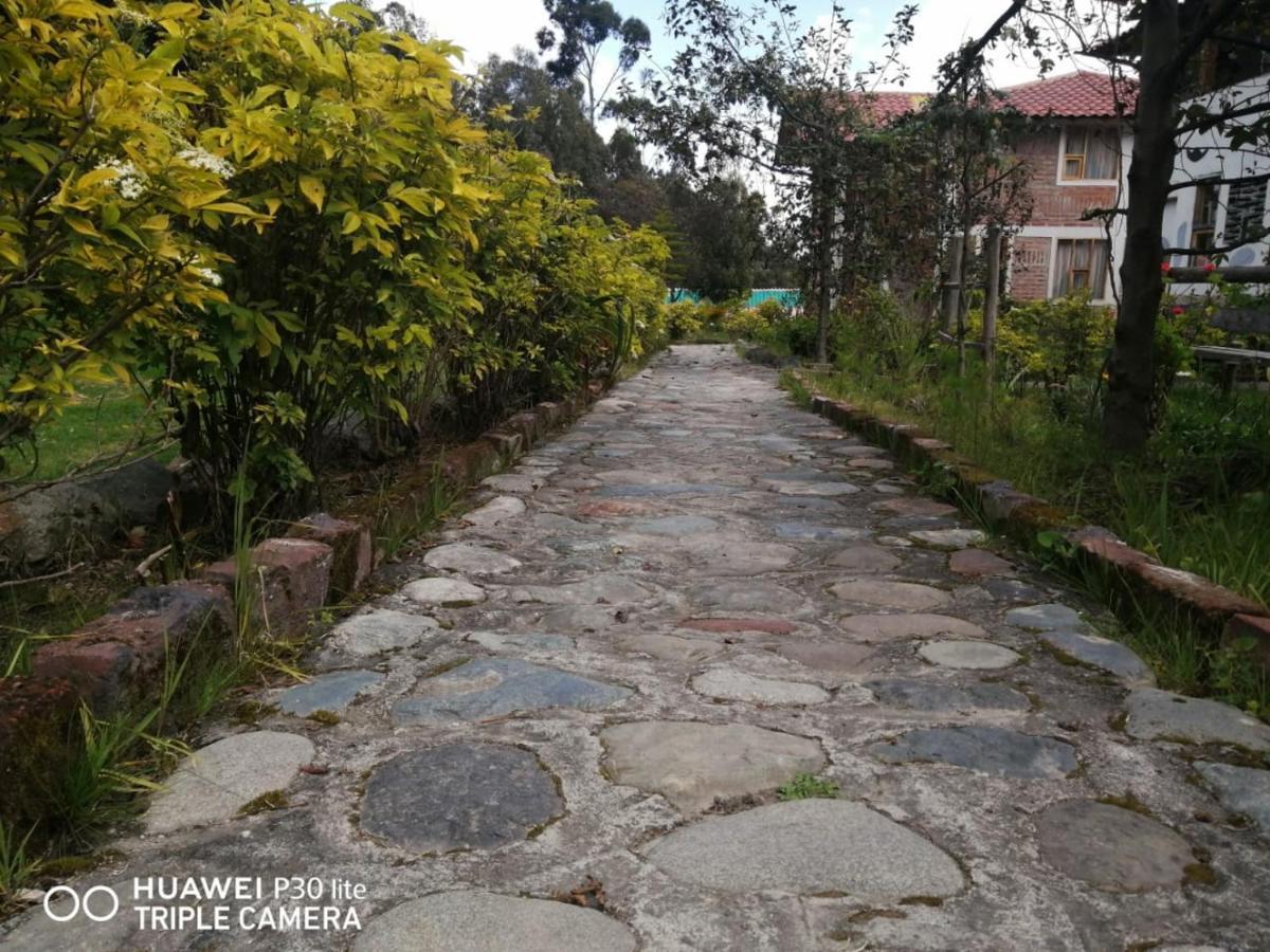 Hostal El Vaquero Chugchilán Esterno foto