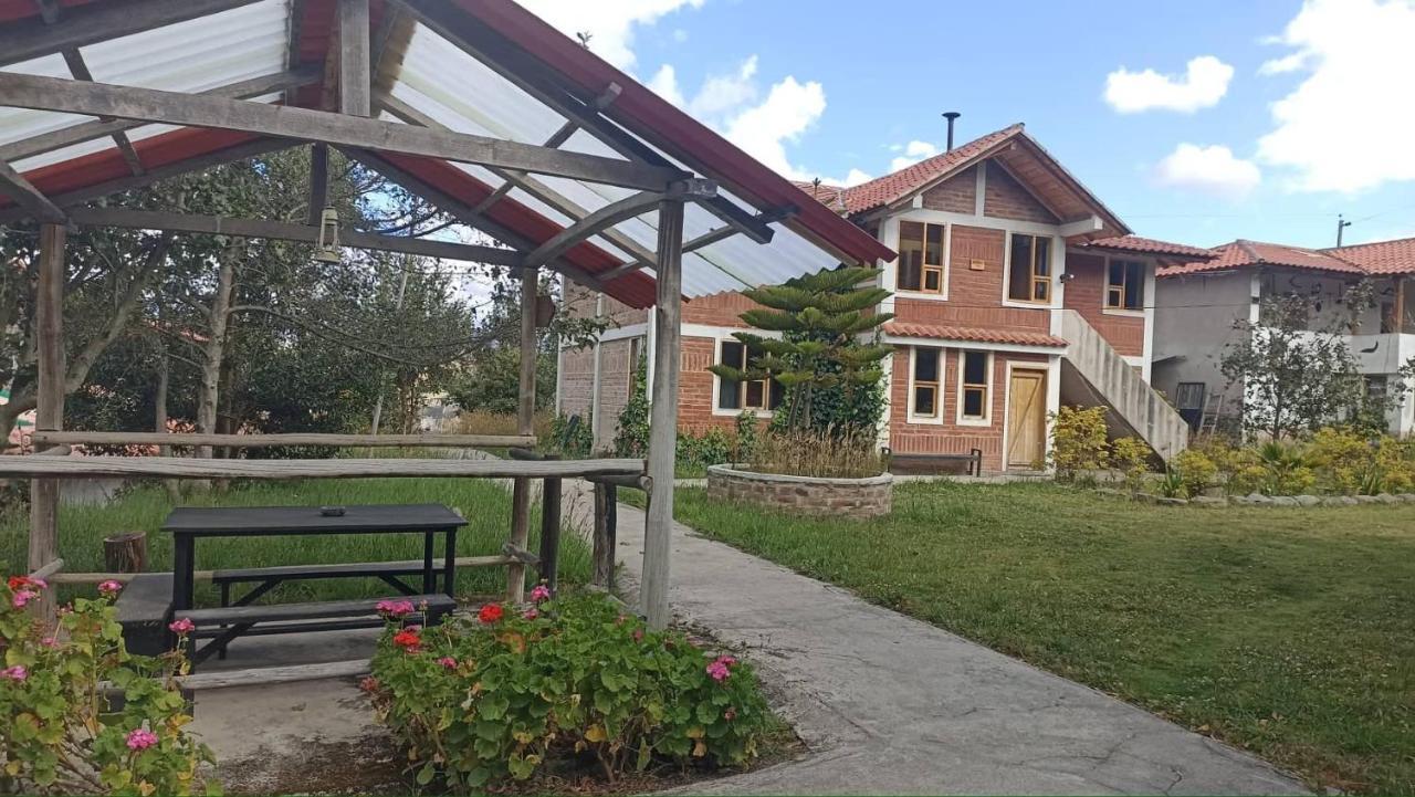 Hostal El Vaquero Chugchilán Esterno foto