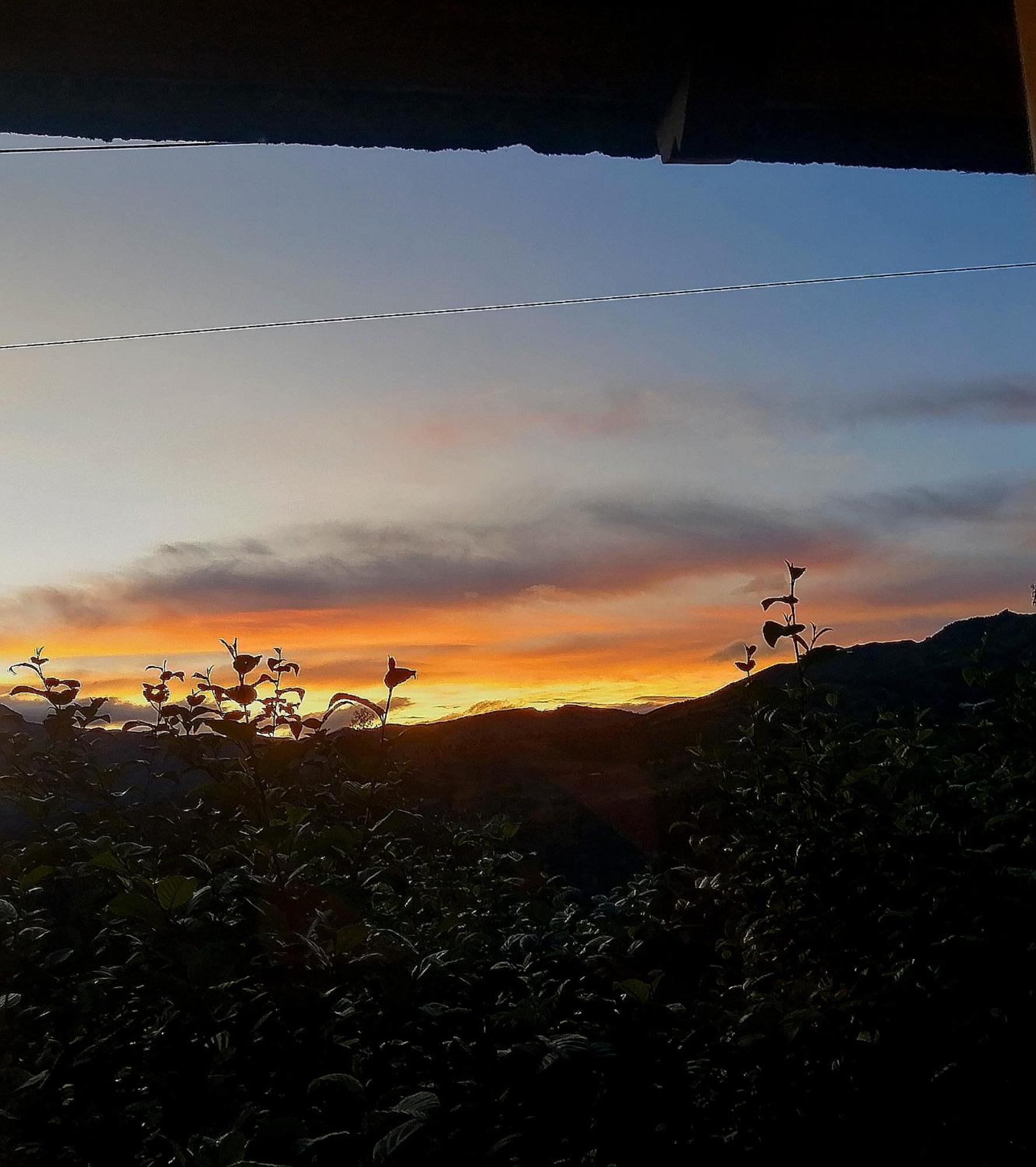 Hostal El Vaquero Chugchilán Esterno foto