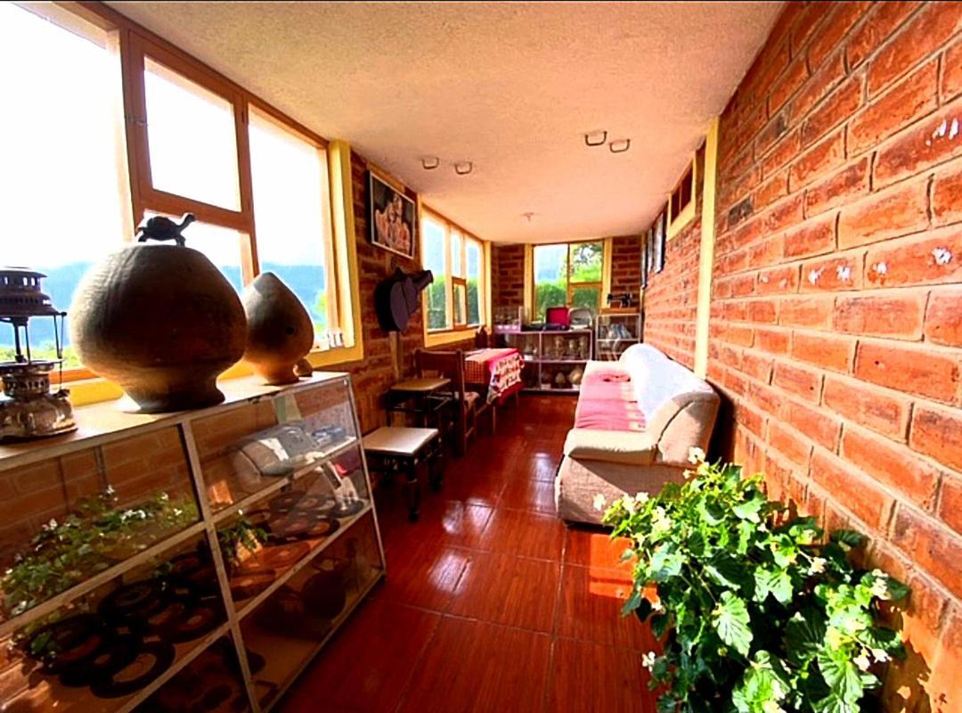 Hostal El Vaquero Chugchilán Esterno foto
