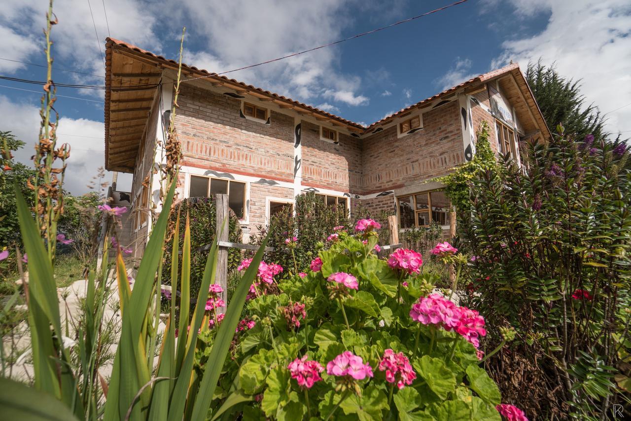 Hostal El Vaquero Chugchilán Esterno foto