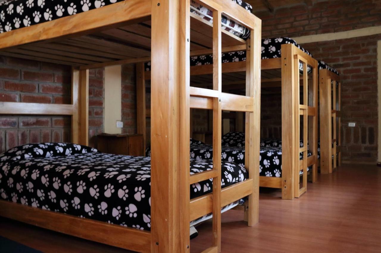 Hostal El Vaquero Chugchilán Esterno foto